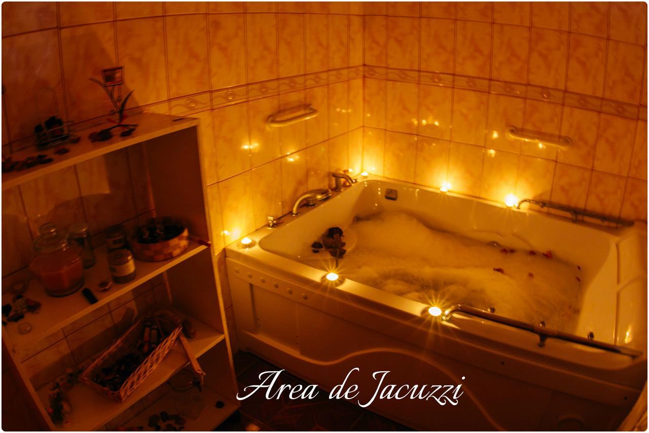 Hotel Gali タルタル エクステリア 写真